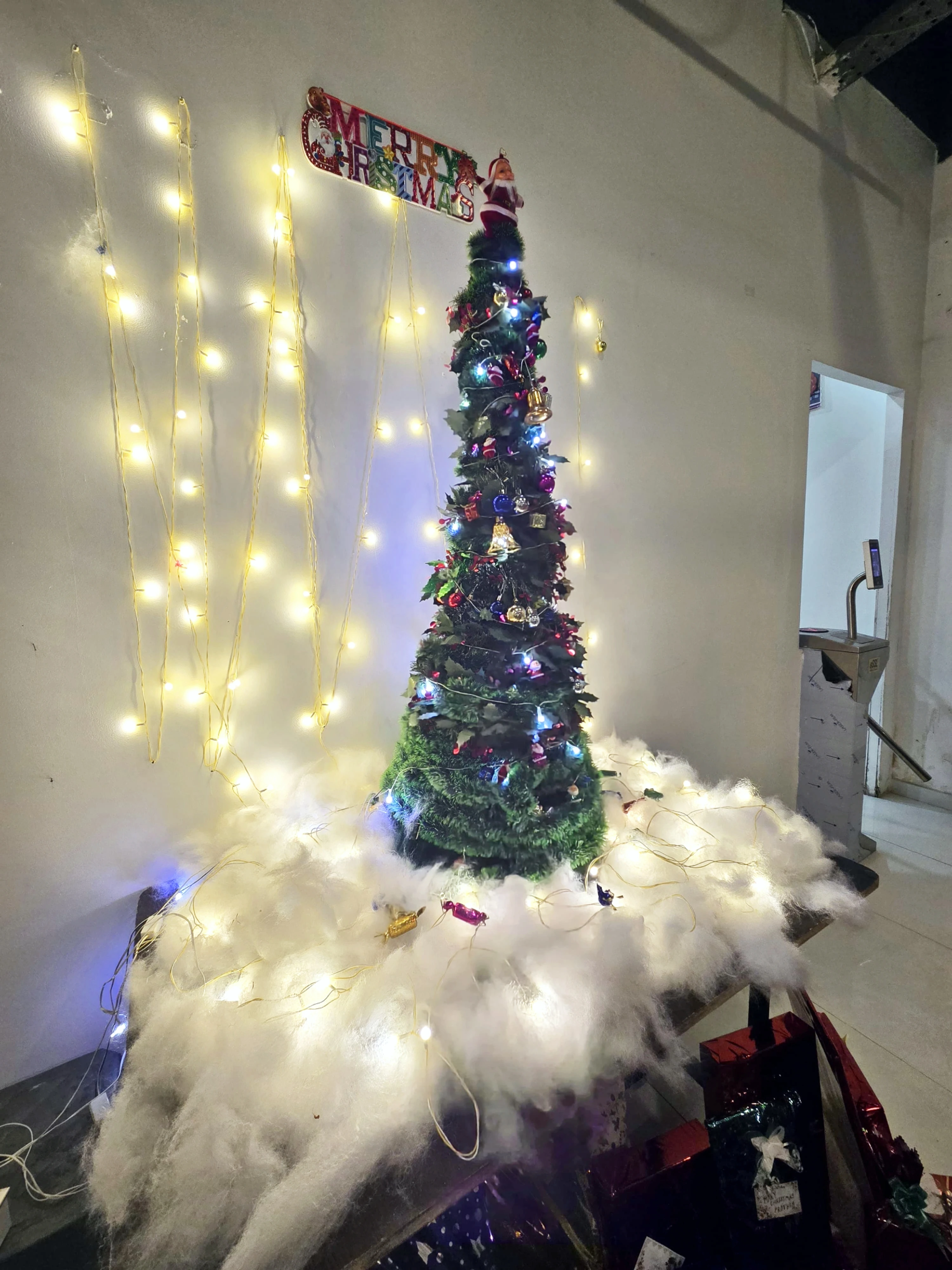 Festivals at SkedGroup — company culture and team life — festival celebration — Christmas celebration — Festivals Chritmas 1 — photo 1